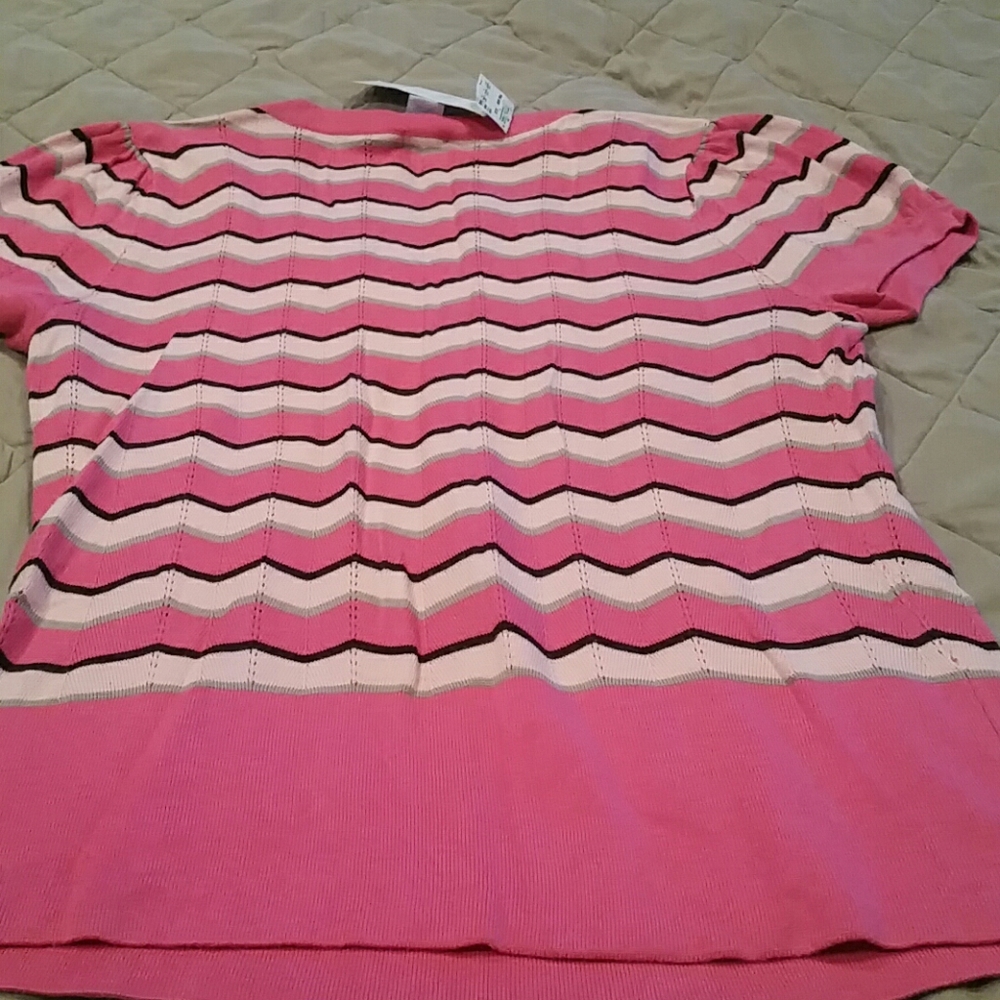 Top - Picture 4 of 4